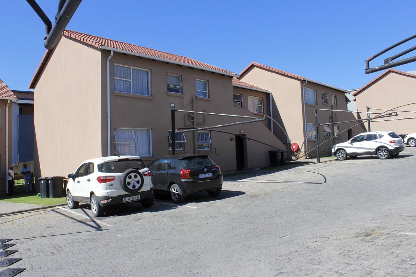 2 Bedroom Apartment for Sale - Gauteng